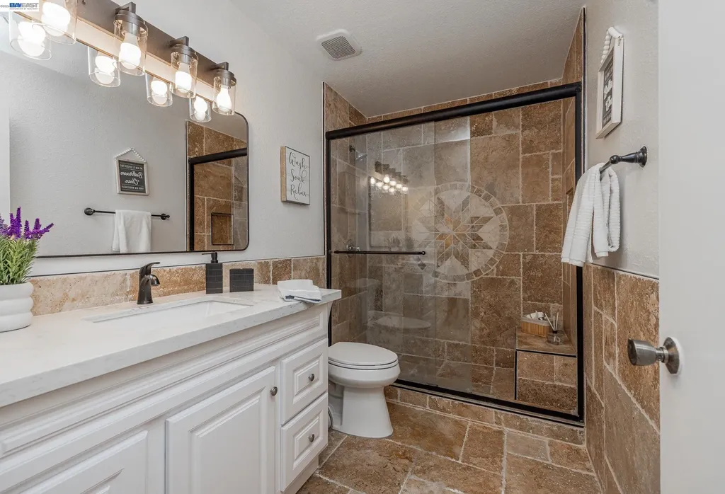 6382 Buena Vista Drive Newark CA 94560