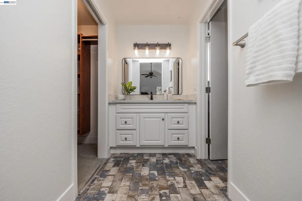 6382 Buena Vista Drive Newark CA 94560