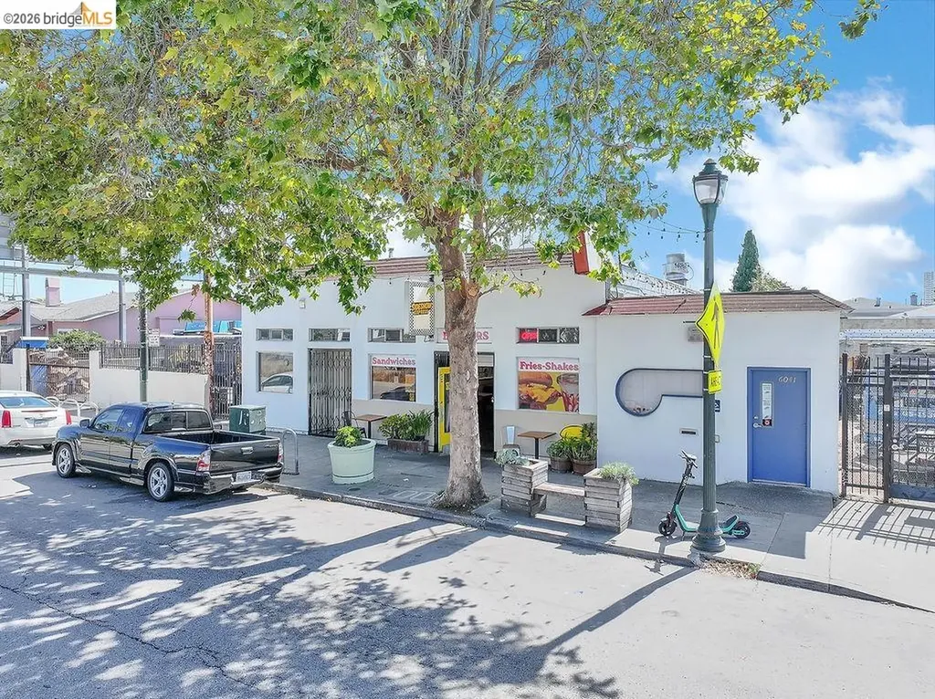 6041 San Pablo Avenue Oakland CA 94608