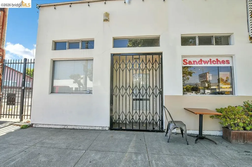 6041 San Pablo Avenue Oakland CA 94608