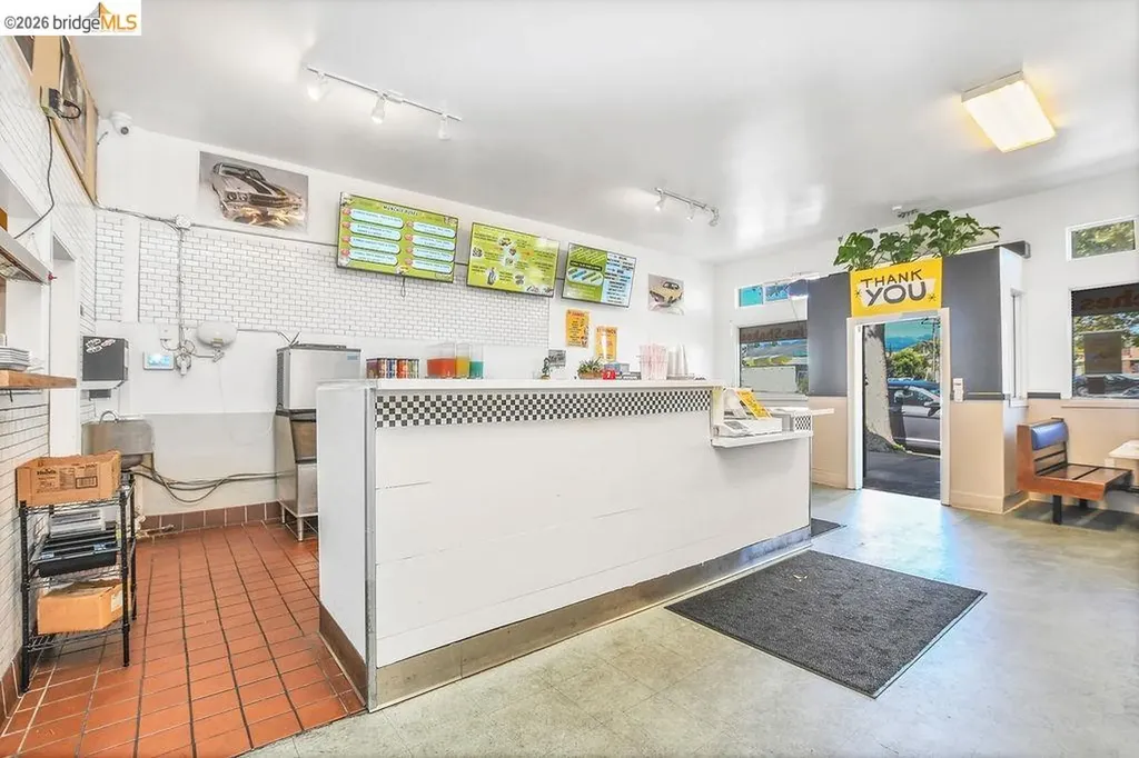 6041 San Pablo Avenue Oakland CA 94608