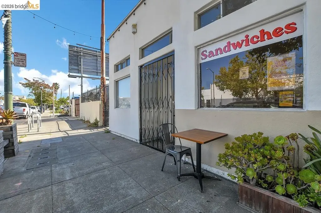 6041 San Pablo Avenue Oakland CA 94608