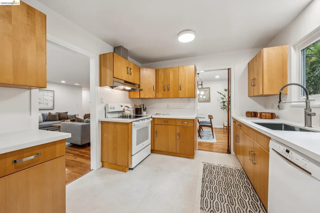1545 Summit Road Berkeley CA 94708