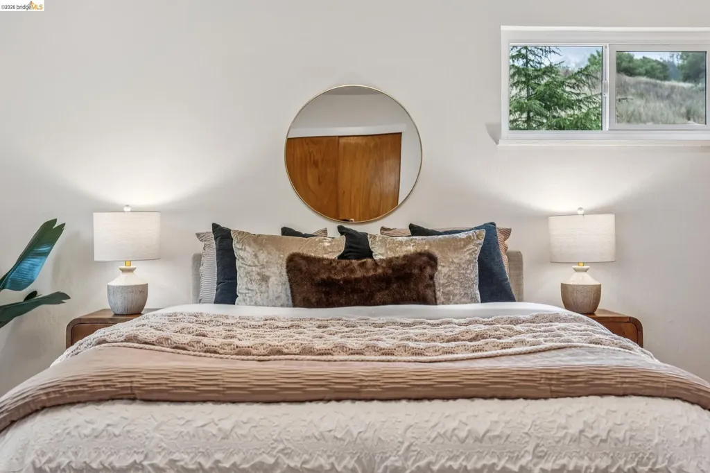 1545 Summit Road Berkeley CA 94708