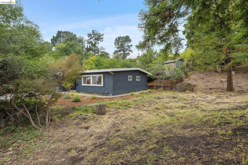 1545 Summit Road Berkeley CA 94708