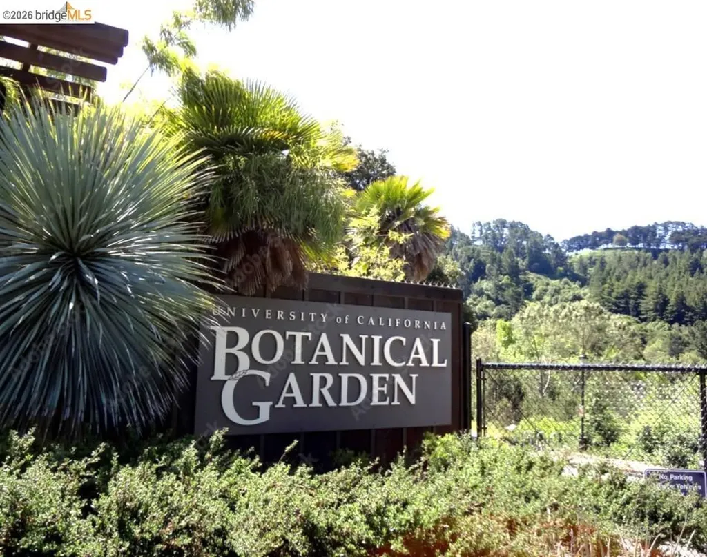 1545 Summit Road Berkeley CA 94708