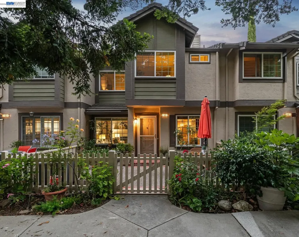 7482 Oxford Circle Dublin CA 94568