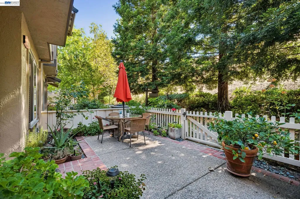 7482 Oxford Circle Dublin CA 94568