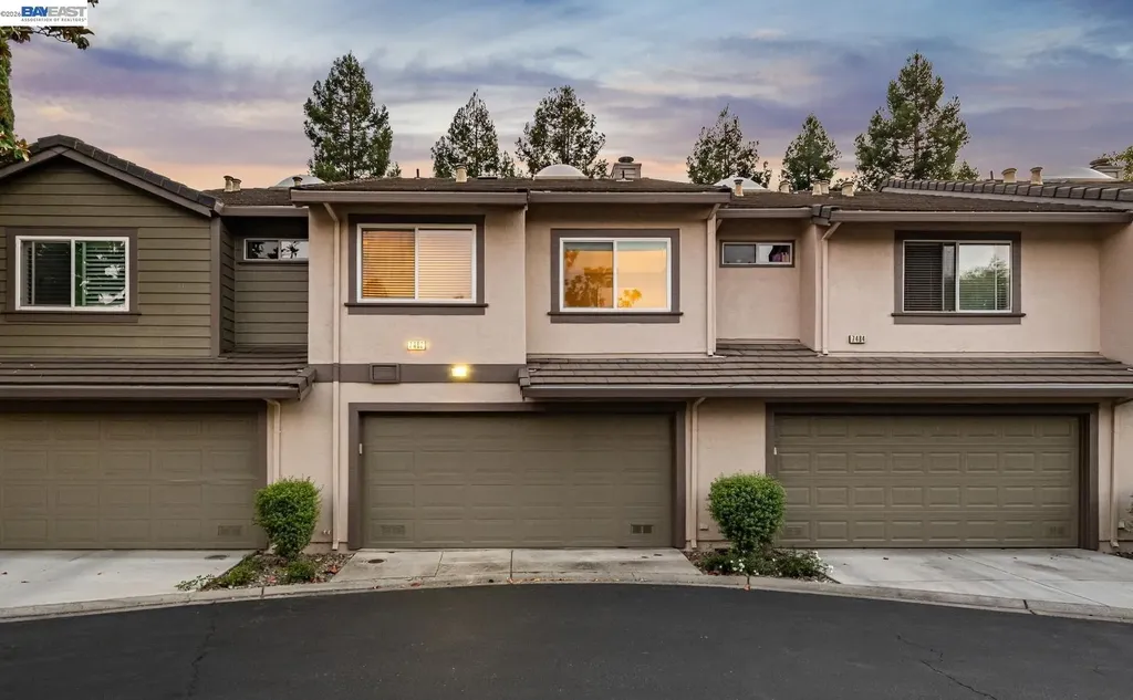 7482 Oxford Circle Dublin CA 94568