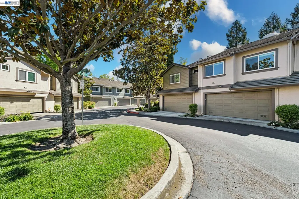 7482 Oxford Circle Dublin CA 94568