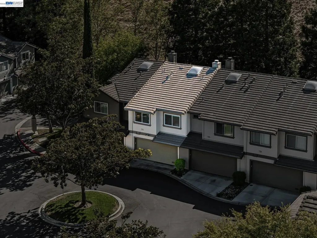 7482 Oxford Circle Dublin CA 94568