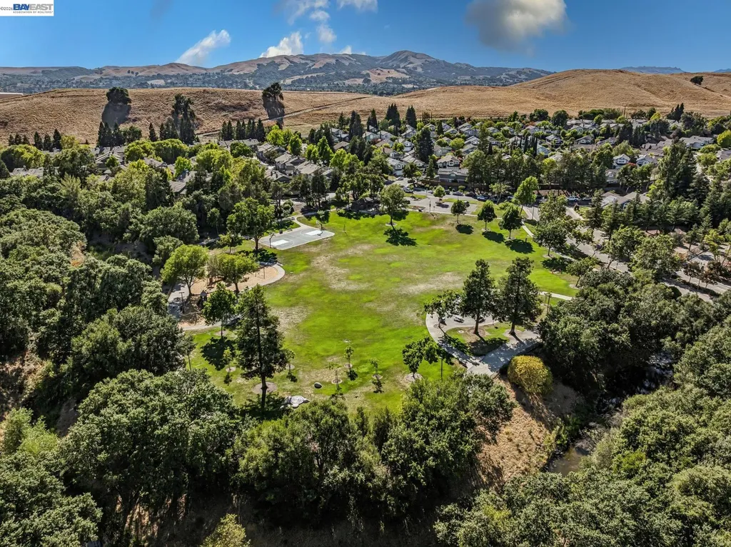 7482 Oxford Circle Dublin CA 94568