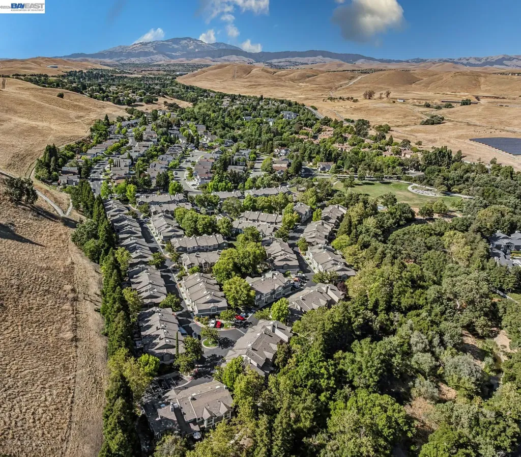 7482 Oxford Circle Dublin CA 94568