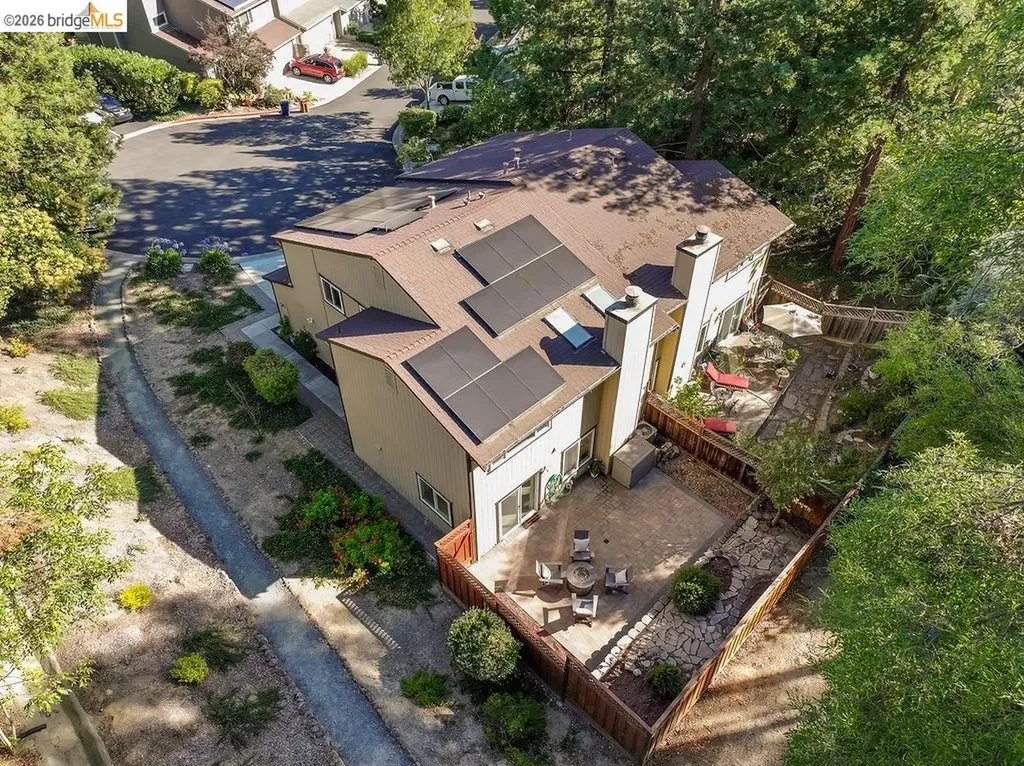 2407 Twinflower Court Martinez CA 94553