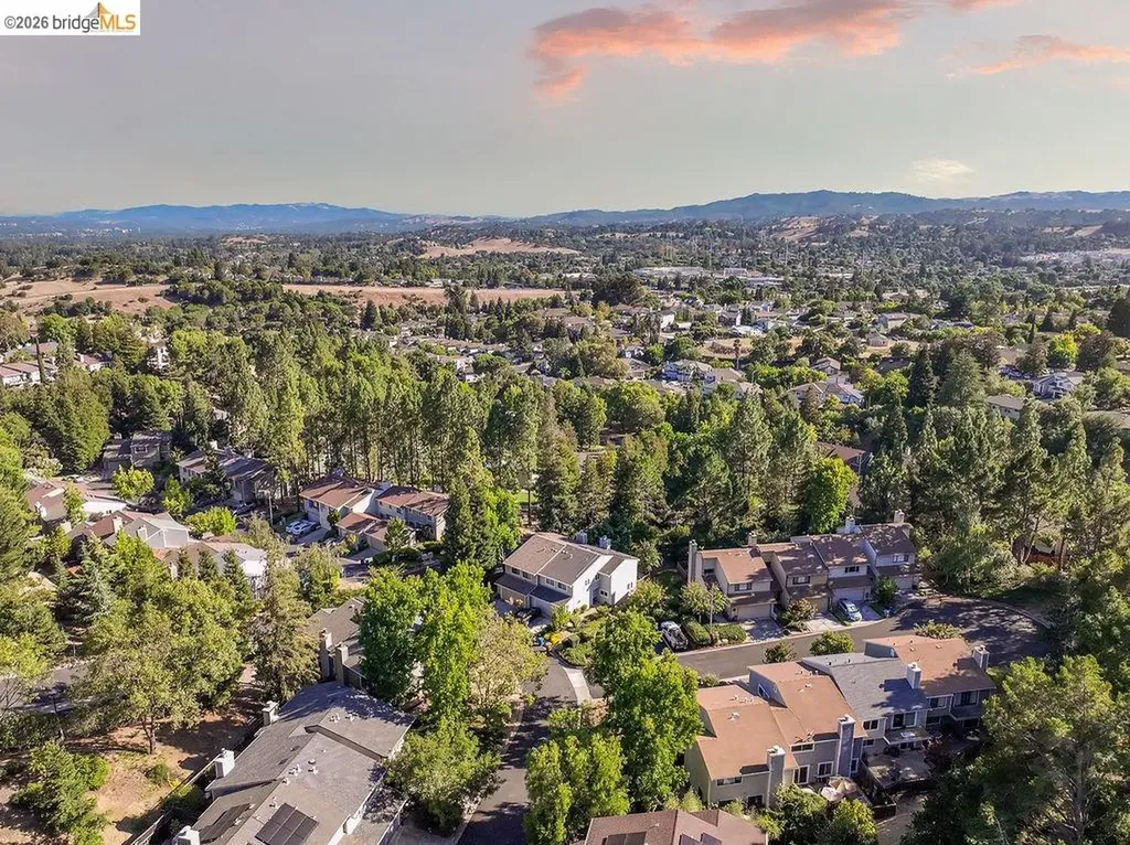 2407 Twinflower Court Martinez CA 94553