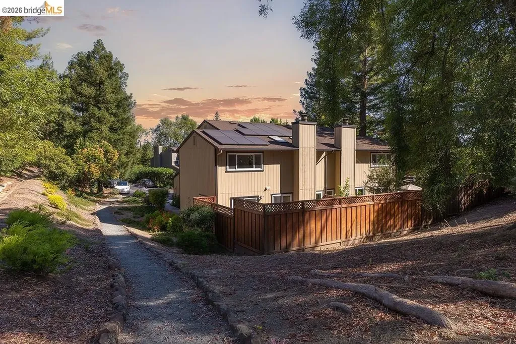 2407 Twinflower Court Martinez CA 94553