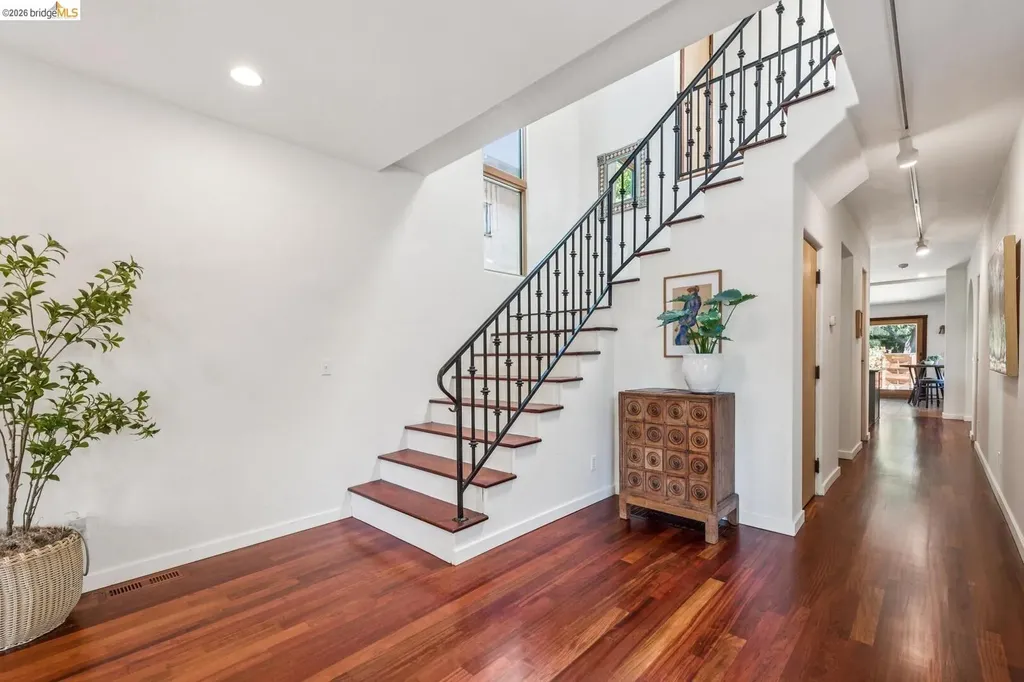 2431 Mckinley Avenue Berkeley CA 94703