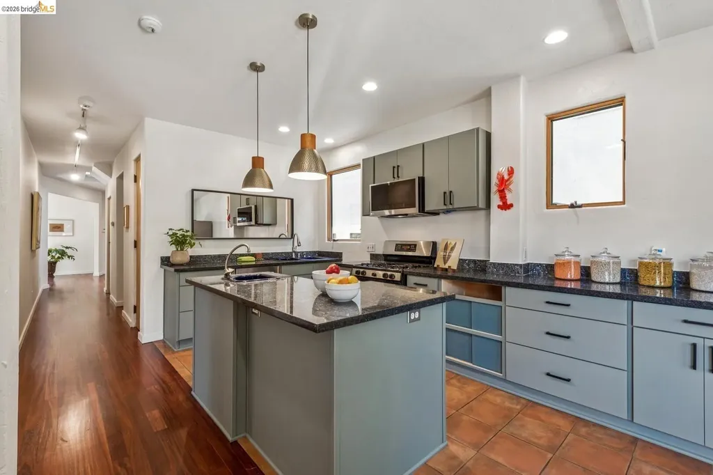 2431 Mckinley Avenue Berkeley CA 94703