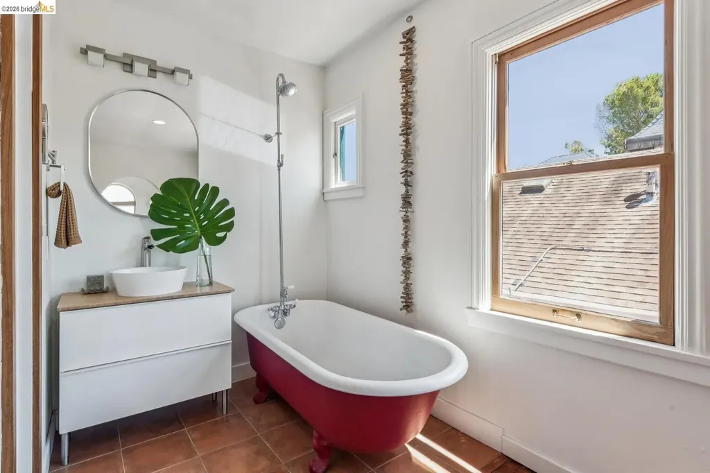 2431 Mckinley Avenue Berkeley CA 94703