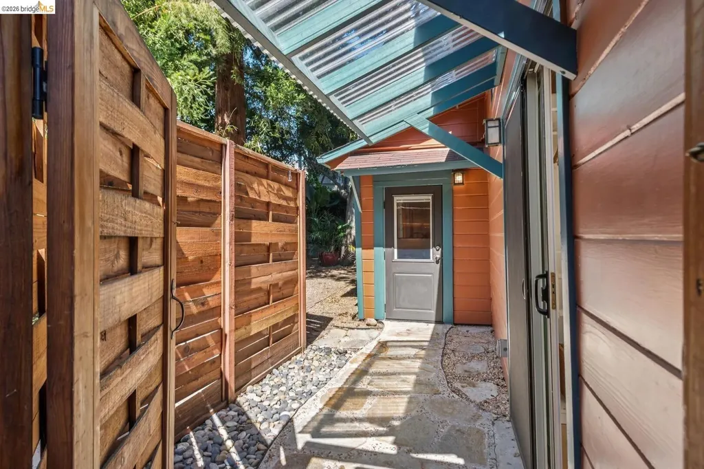 2431 Mckinley Avenue Berkeley CA 94703