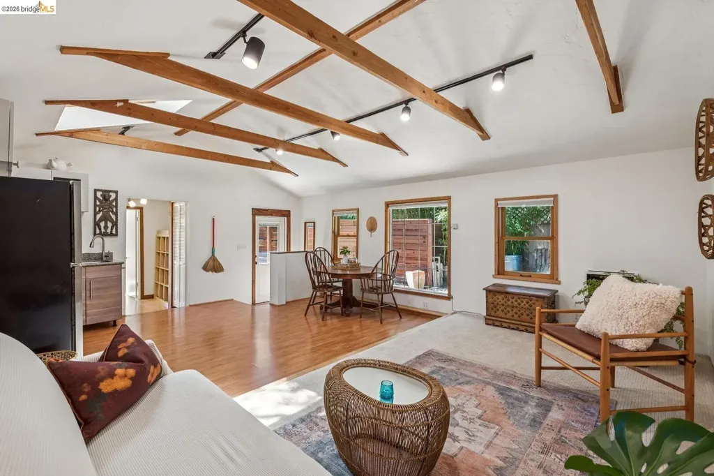 2431 Mckinley Avenue Berkeley CA 94703