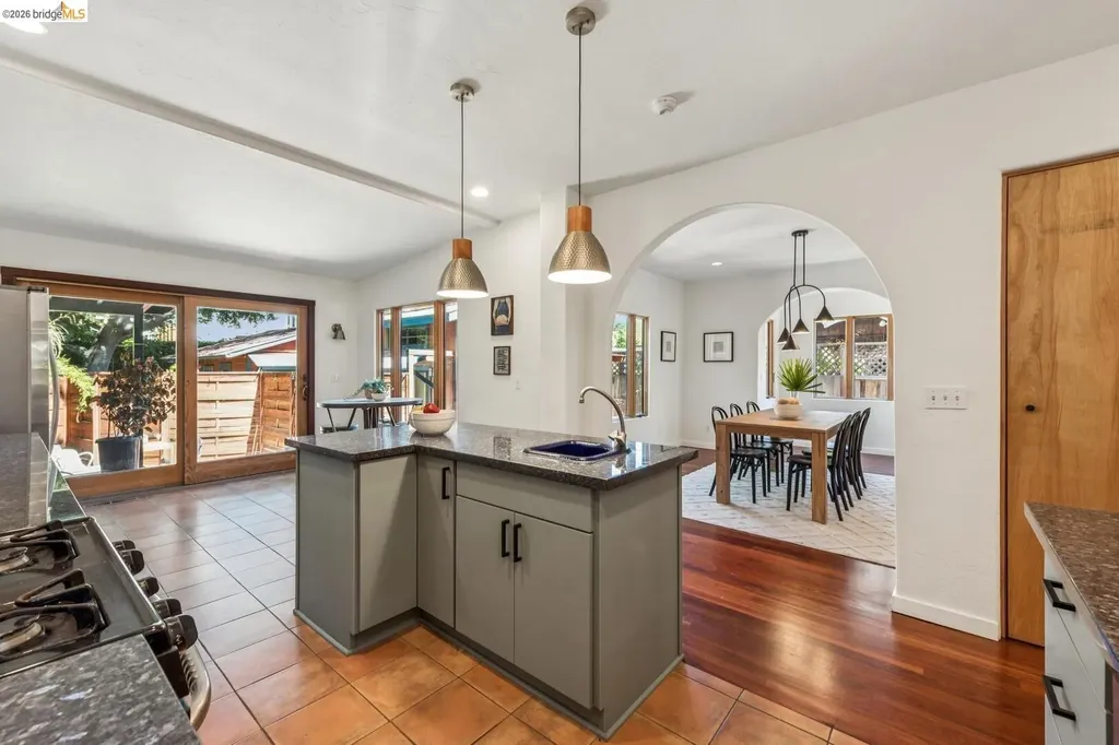 2431 Mckinley Avenue Berkeley CA 94703