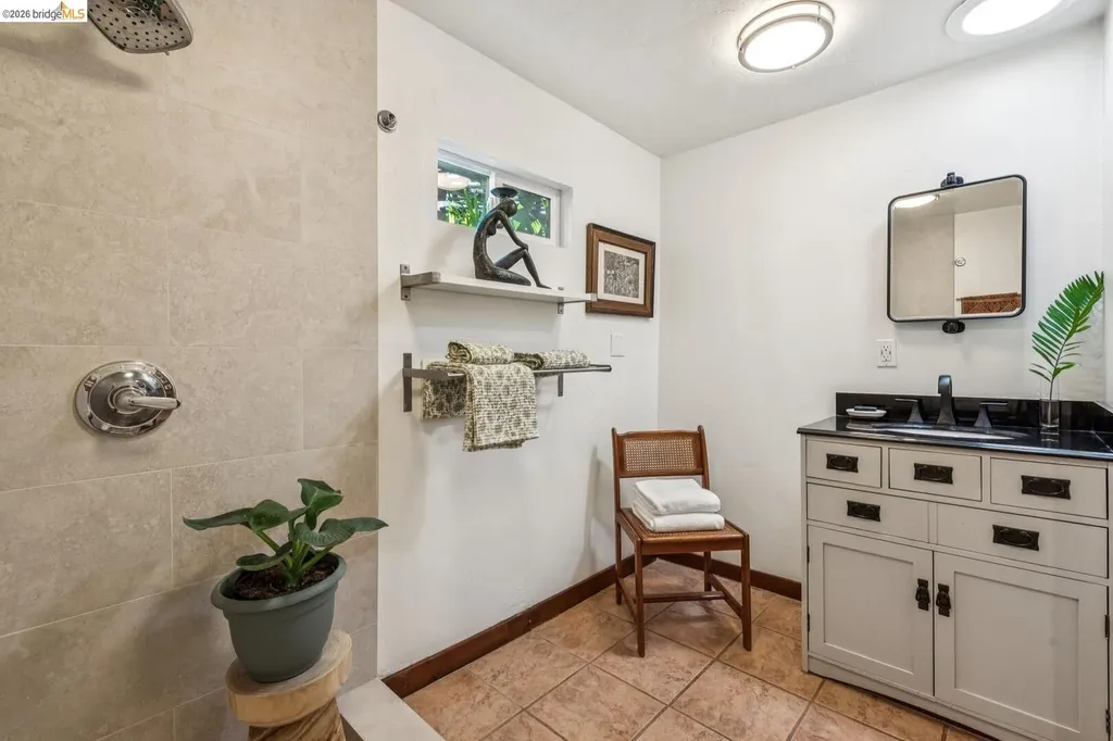 2431 Mckinley Avenue Berkeley CA 94703
