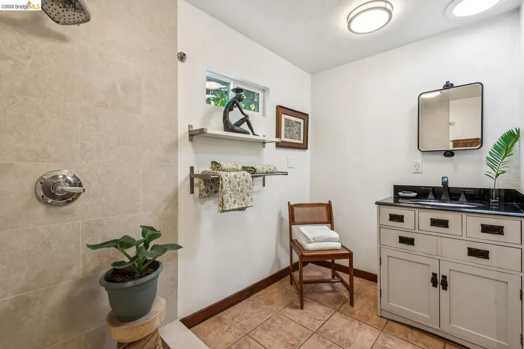 2431 Mckinley Avenue Berkeley CA 94703