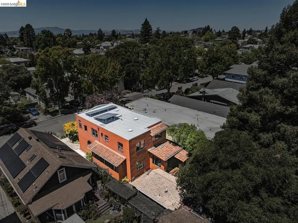 2431 Mckinley Avenue Berkeley CA 94703