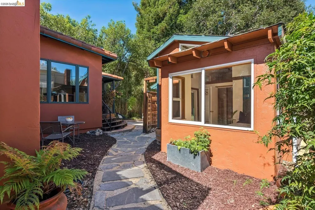2431 Mckinley Avenue Berkeley CA 94703