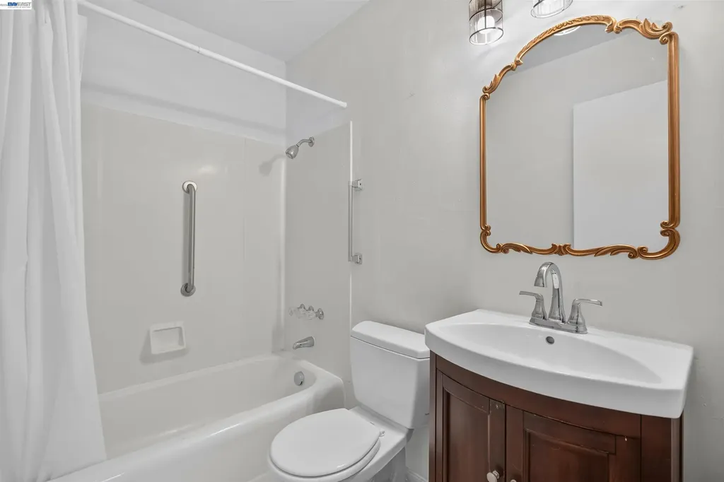 164 Lorraine Avenue Pittsburg CA 94565