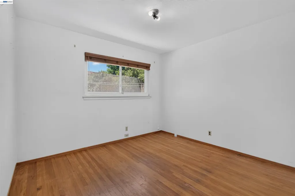 164 Lorraine Avenue Pittsburg CA 94565