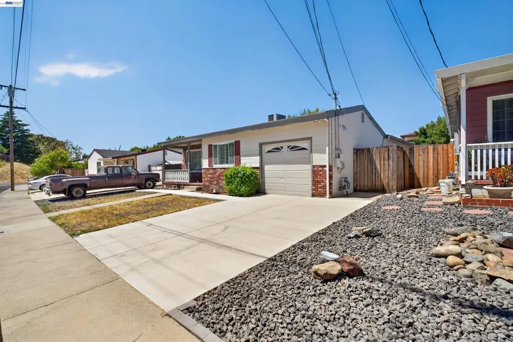 164 Lorraine Avenue Pittsburg CA 94565