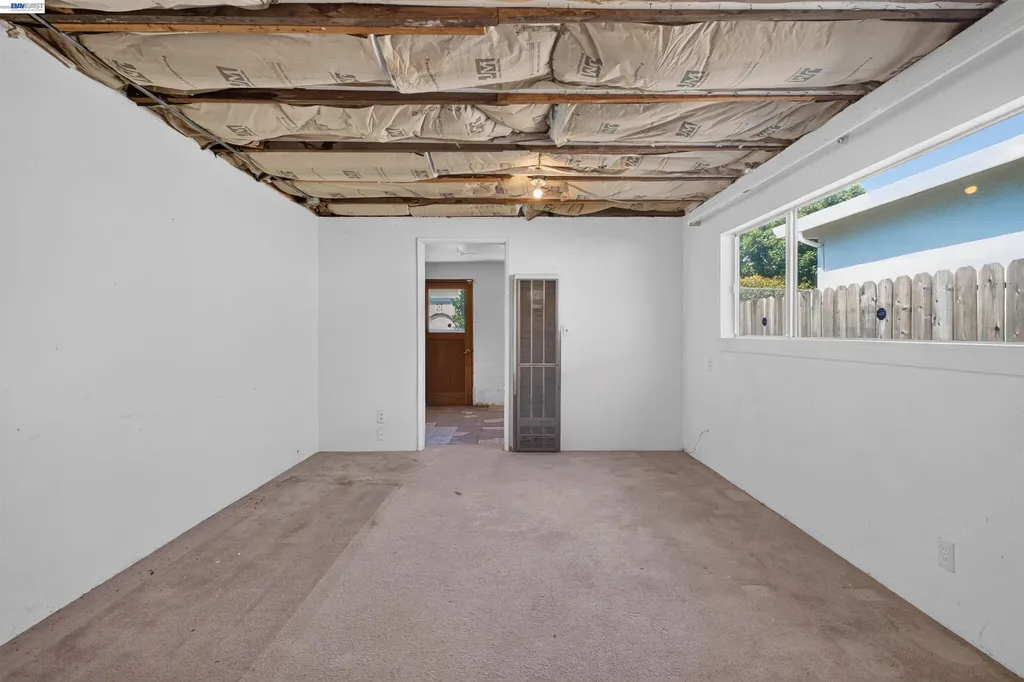 164 Lorraine Avenue Pittsburg CA 94565