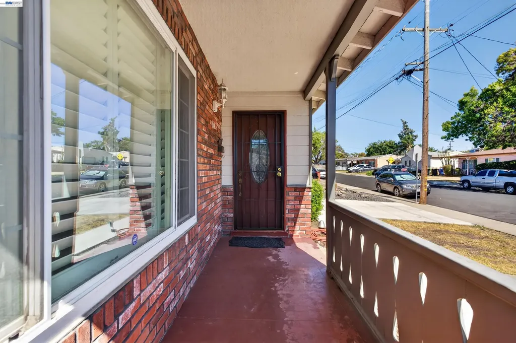 164 Lorraine Avenue Pittsburg CA 94565