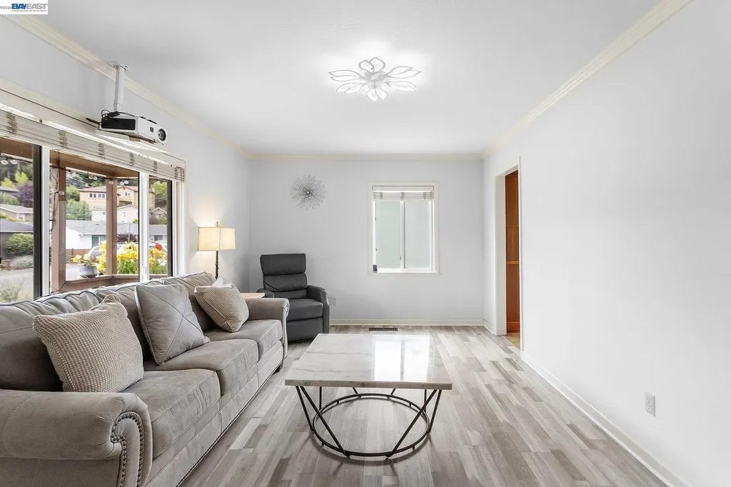 3270 Keith Avenue Castro Valley CA 94546