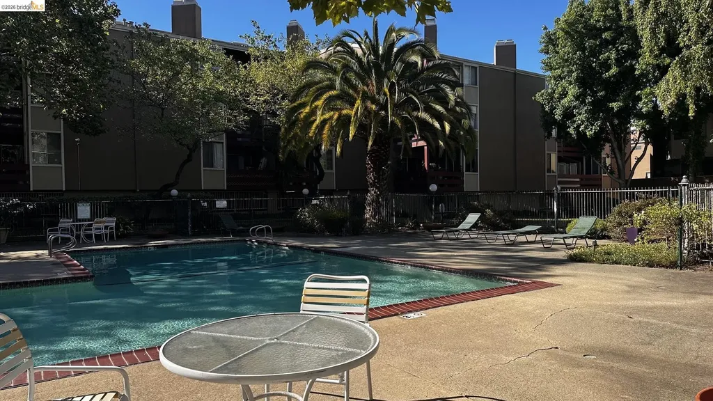 2121 Vale Road San Pablo CA 94806