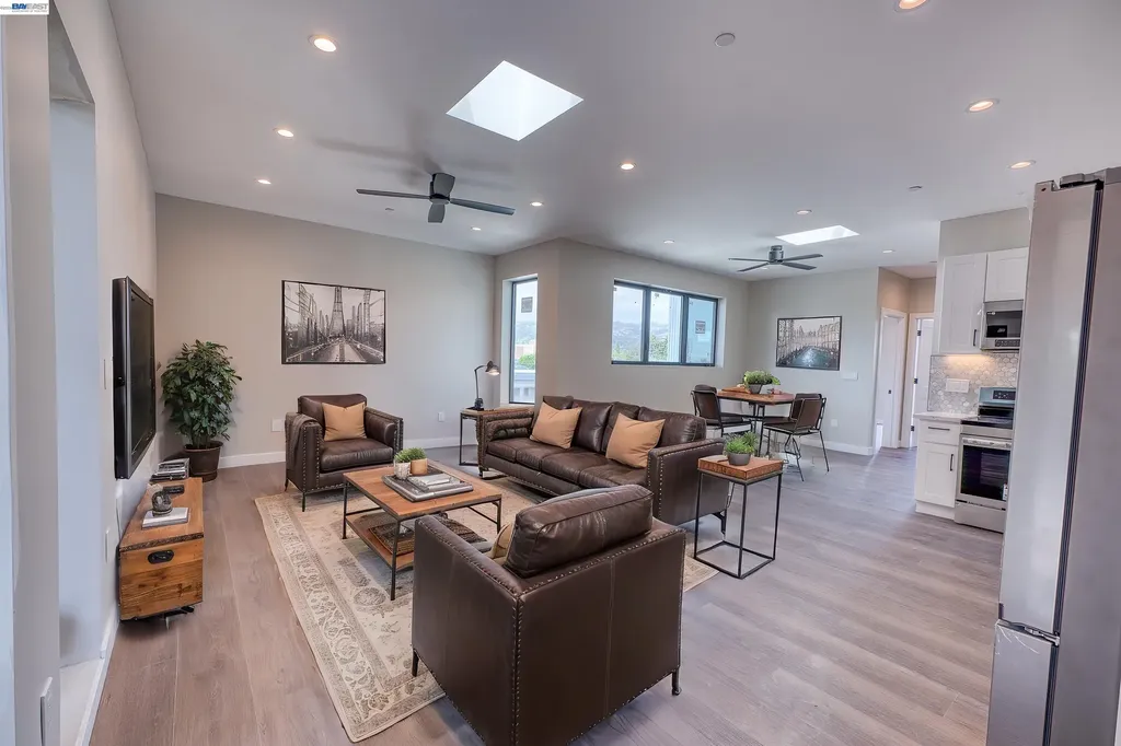4202 Telegraph Avenue Oakland CA 94609