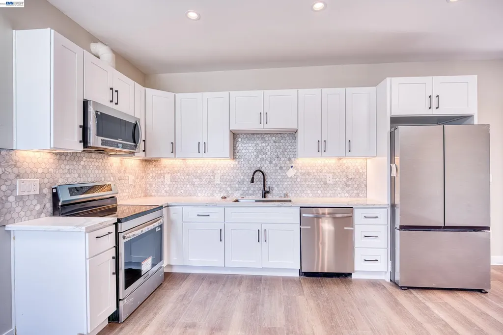 4202 Telegraph Avenue Oakland CA 94609