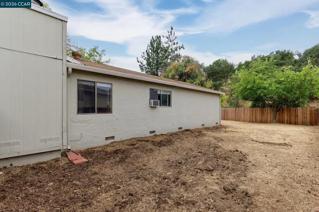 5074 Black Oak Road Concord CA 94521