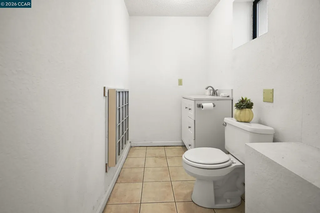 864 Coachman Place Clayton CA 94517