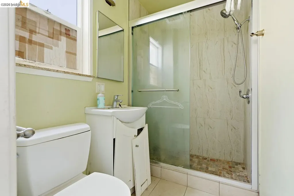 398 Macarthur Boulevard Oakland CA 94609