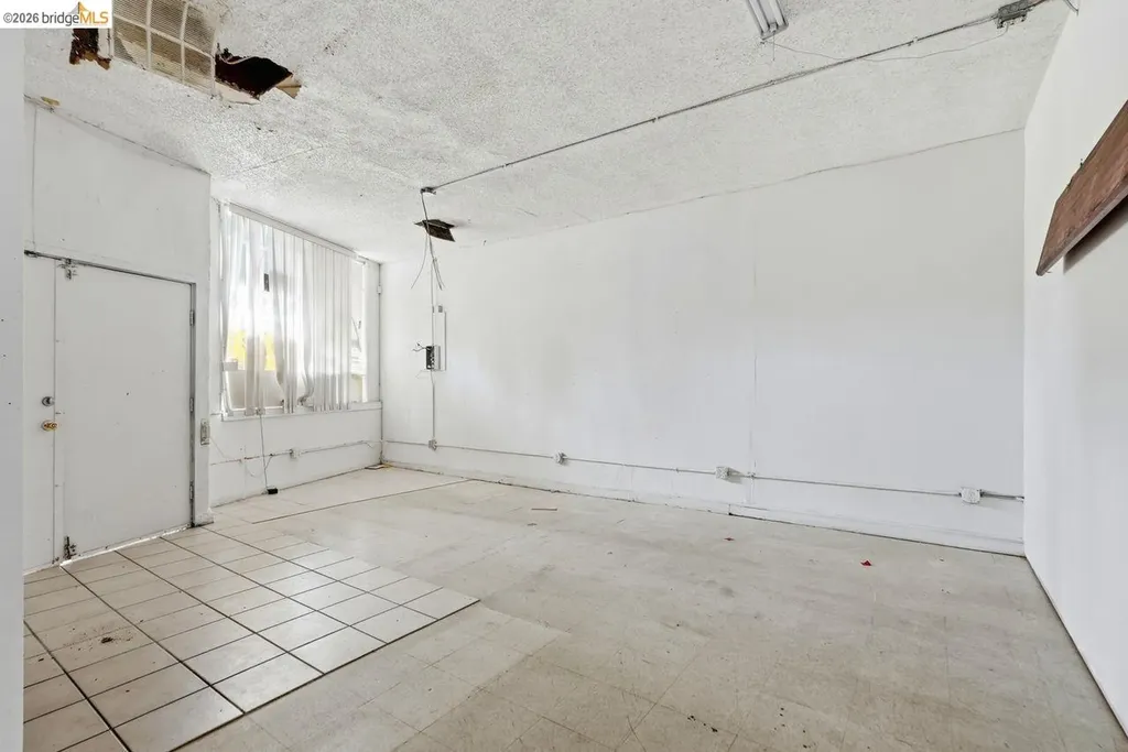 398 Macarthur Boulevard Oakland CA 94609