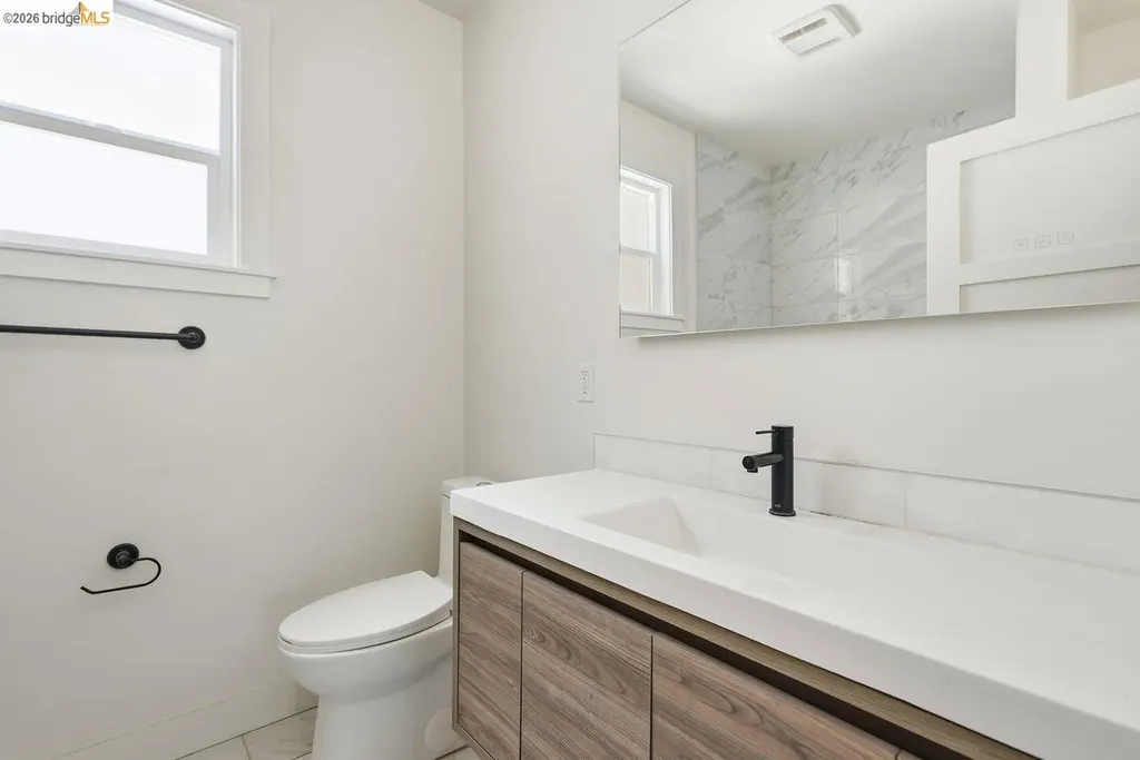 398 Macarthur Boulevard Oakland CA 94609