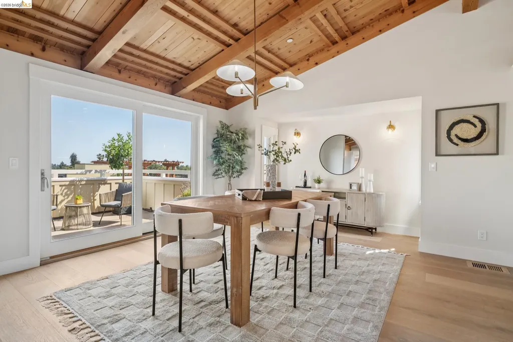 4432 Howe Street Oakland CA 94611