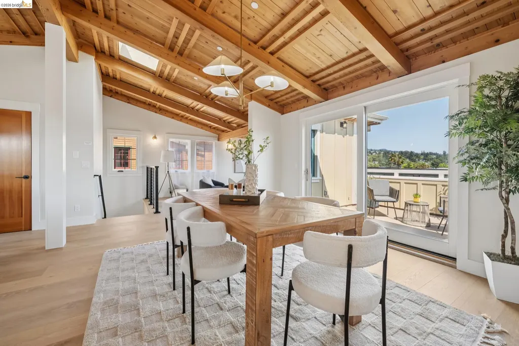 4432 Howe Street Oakland CA 94611