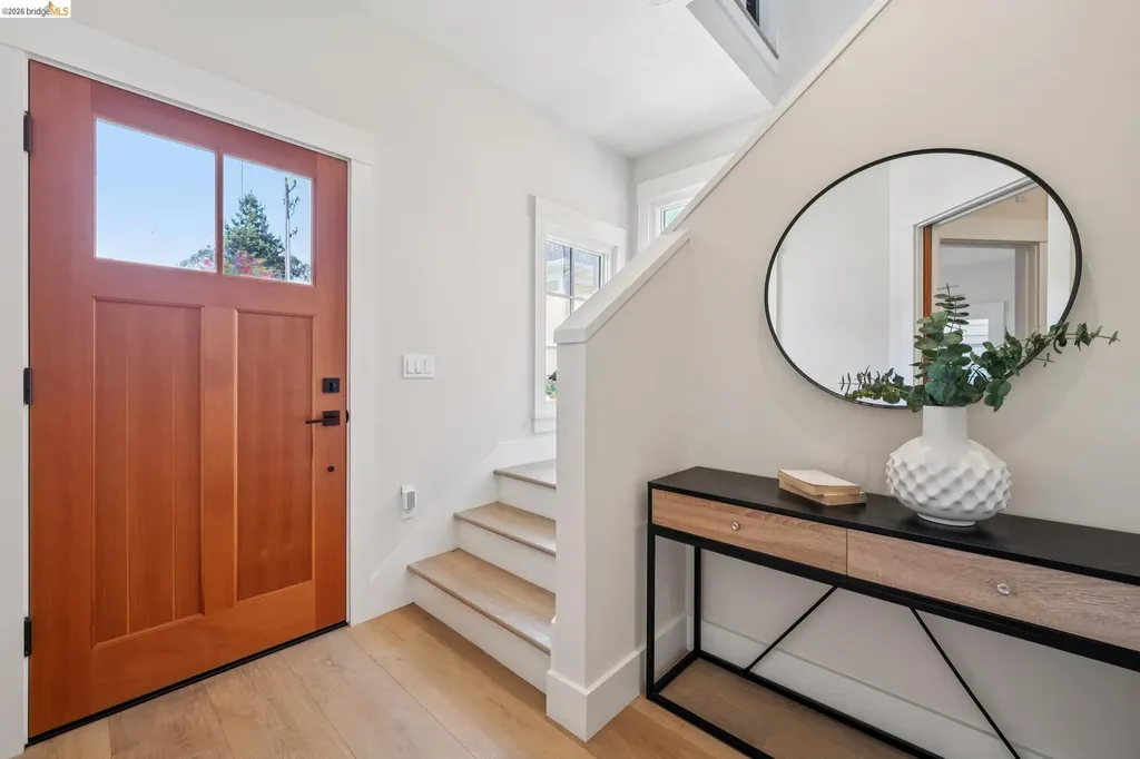 4432 Howe Street Oakland CA 94611