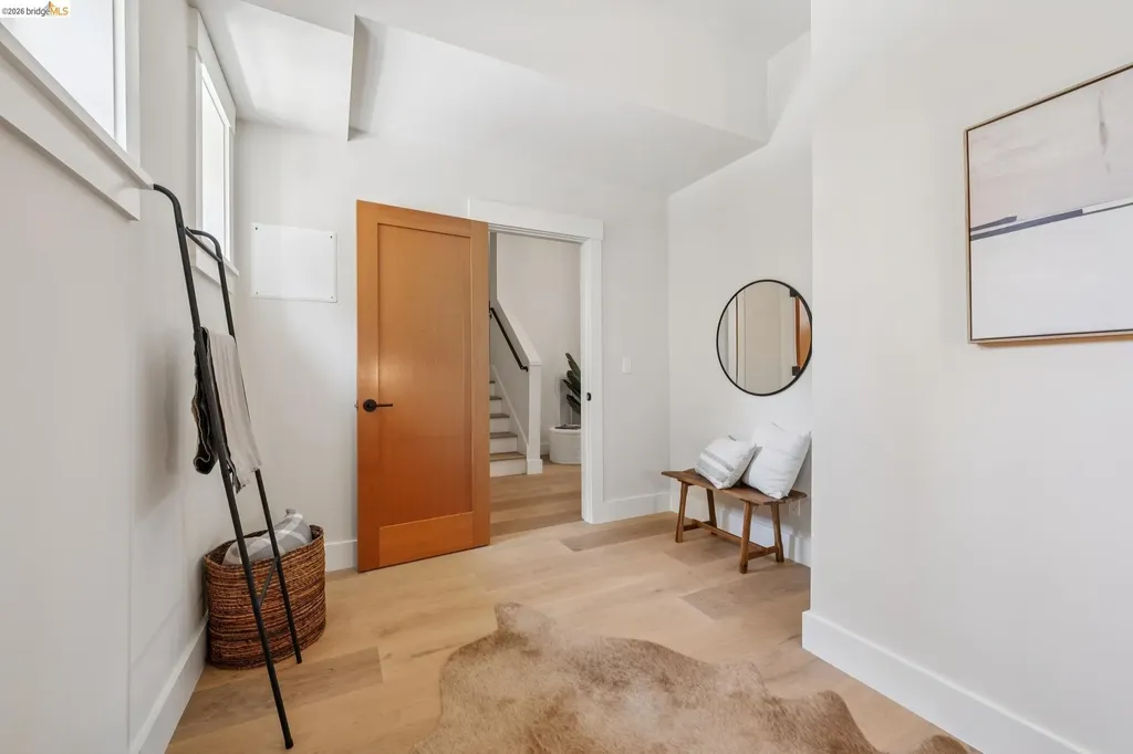 4432 Howe Street Oakland CA 94611