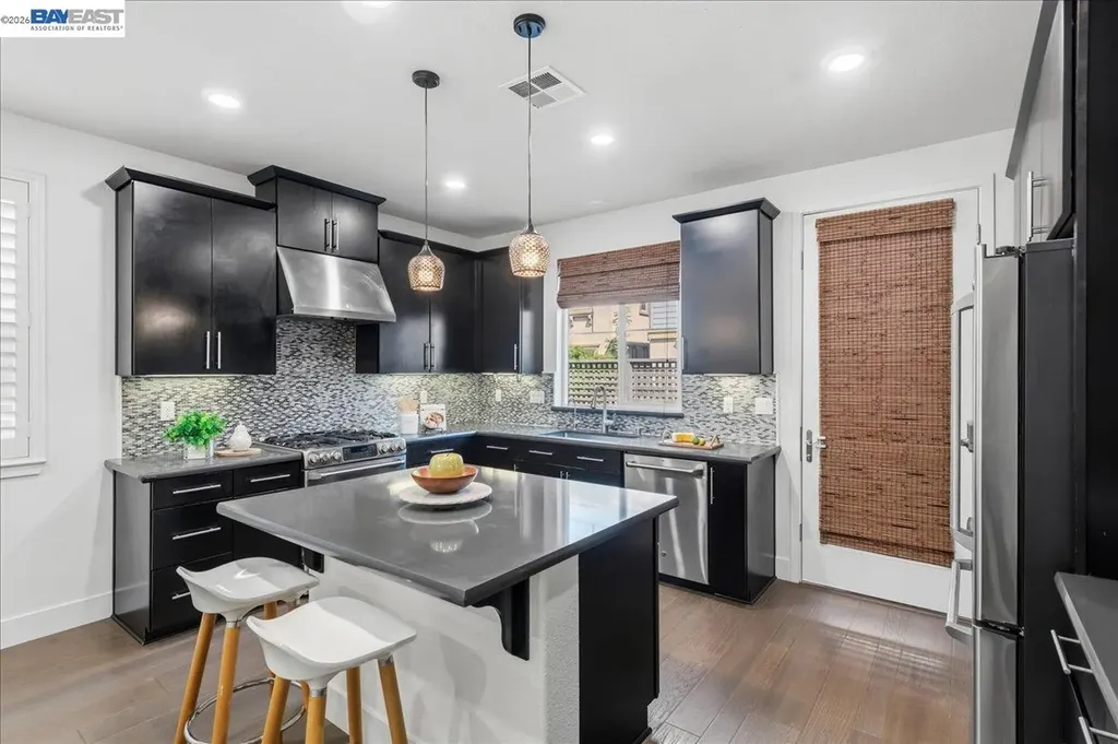 2792 Alliston Loop Dublin CA 94568