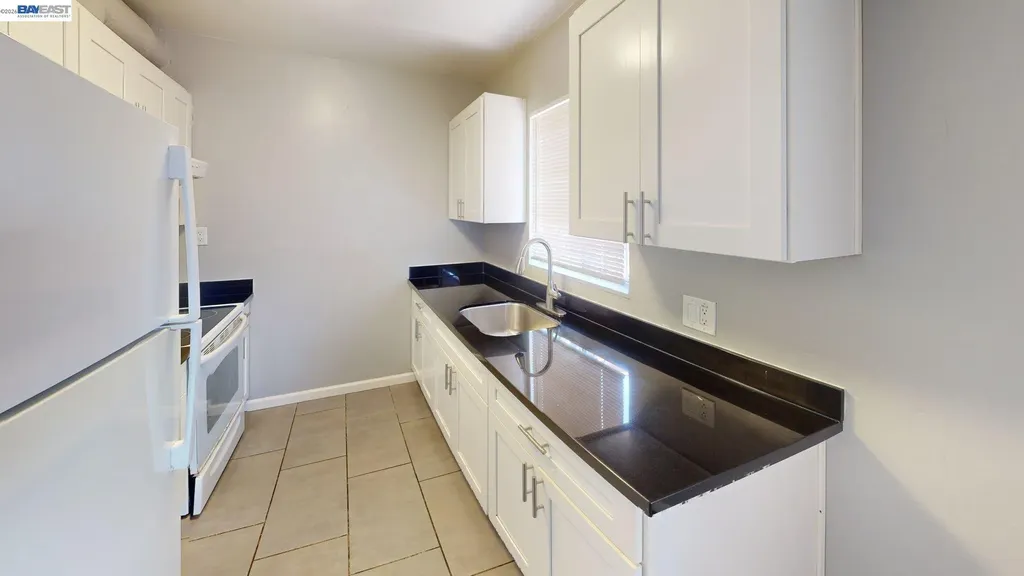 3502 Brookdale Avenue Oakland CA 94619